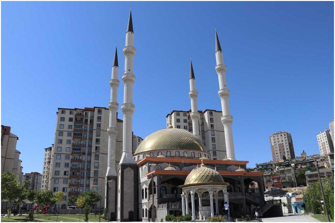 Gaziantep’te cuma namazı kılınacak cami ve alanlar belirlendi
